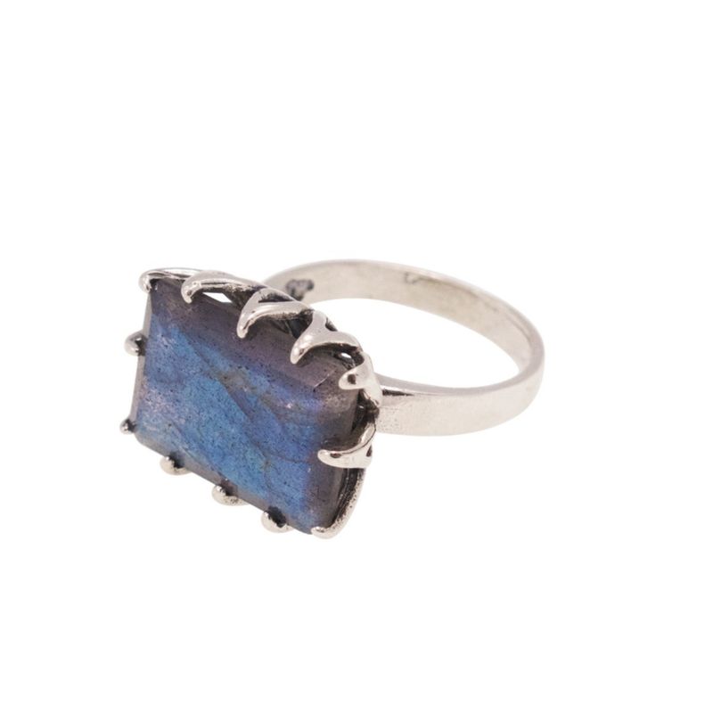 925 Sterling Silver Square Ring With A 15x20mm Labradorite Gemstone