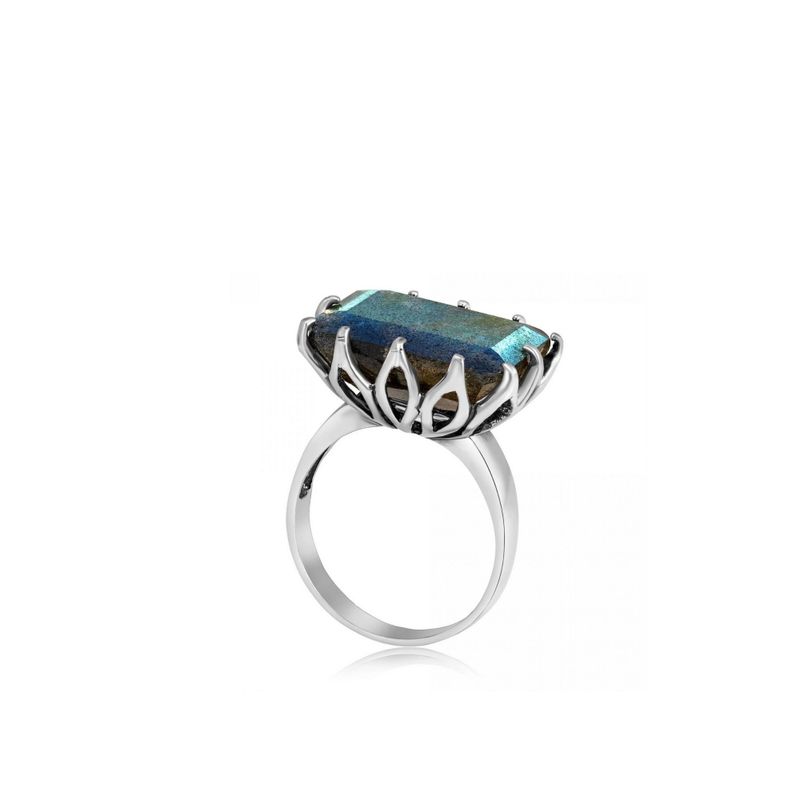 925 Sterling Silver Square Ring With A 15x20mm Labradorite Gemstone
