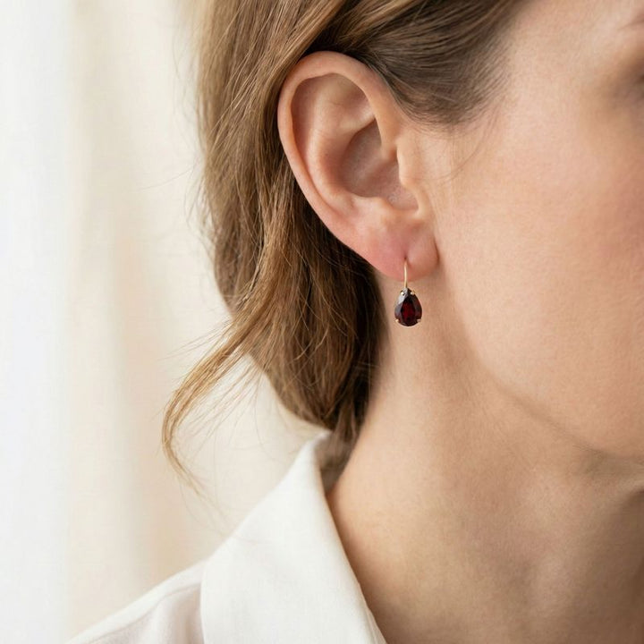 עגילי זהב 14 קראט טיפה אבן גארנט