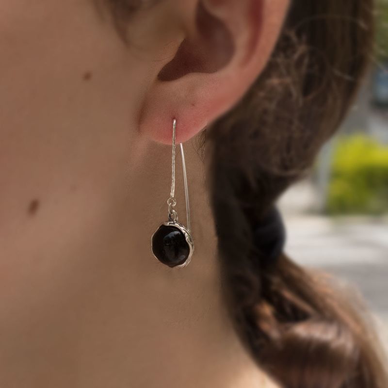 עגילי כסף מעוטרים וינטג' אבן אוניקס