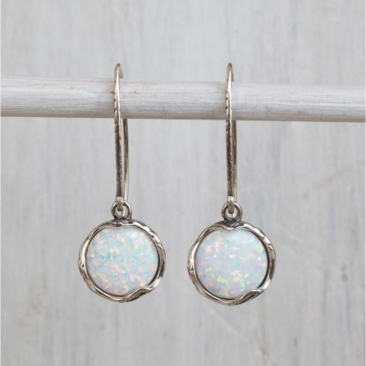 עגילי כסף מעוטרים וינטג' אבן אופל לבן