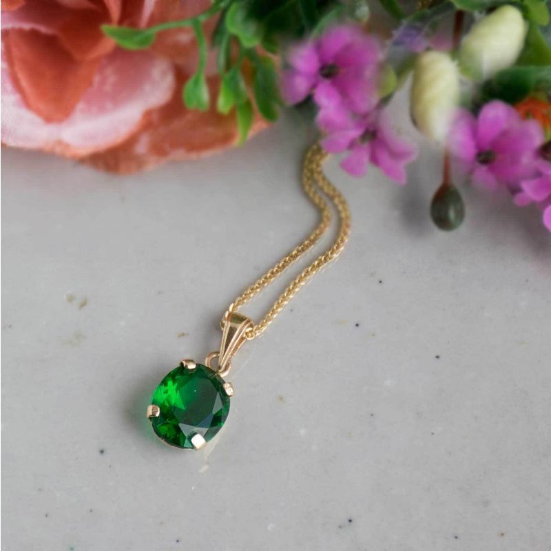 14K Yellow Gold 8x10mm Green CZ Oval Pendant