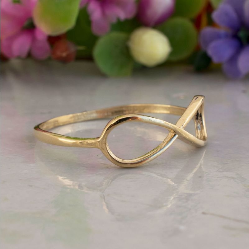 טבעת אינפיניטי דקה מזהב צהוב