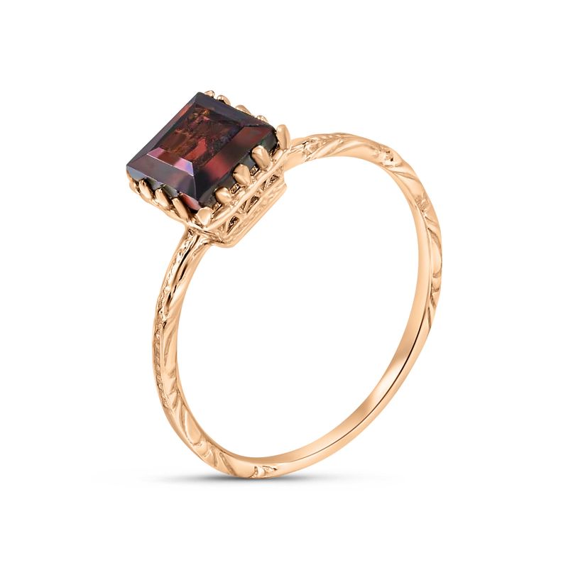 טבעת זהב אדום 14 קראט באבן גארנט מרובעת
