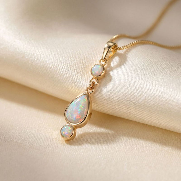 תליון זהב צהוב 14 קראט טיפה יוקרתית אופל לבן מלאכותי