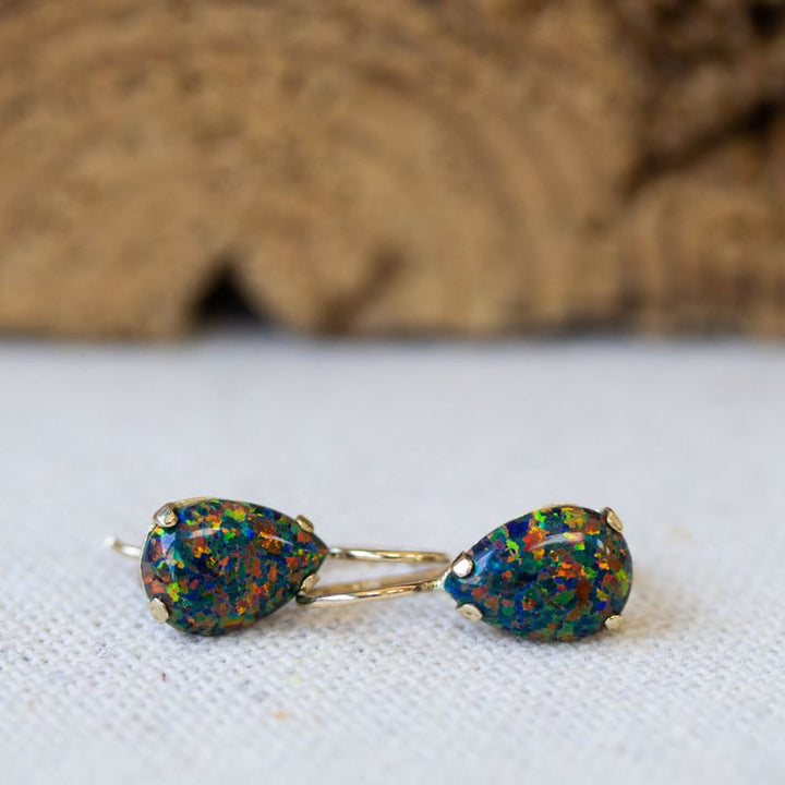 עגילי זהב 14 קראט טיפה אופל שחור