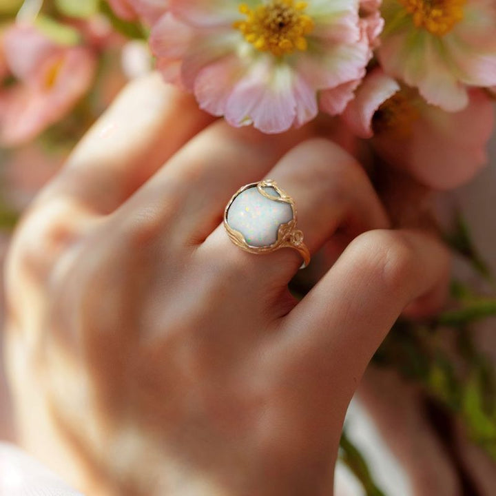 טבעת ציפוי זהב פתוחה אופל לבן