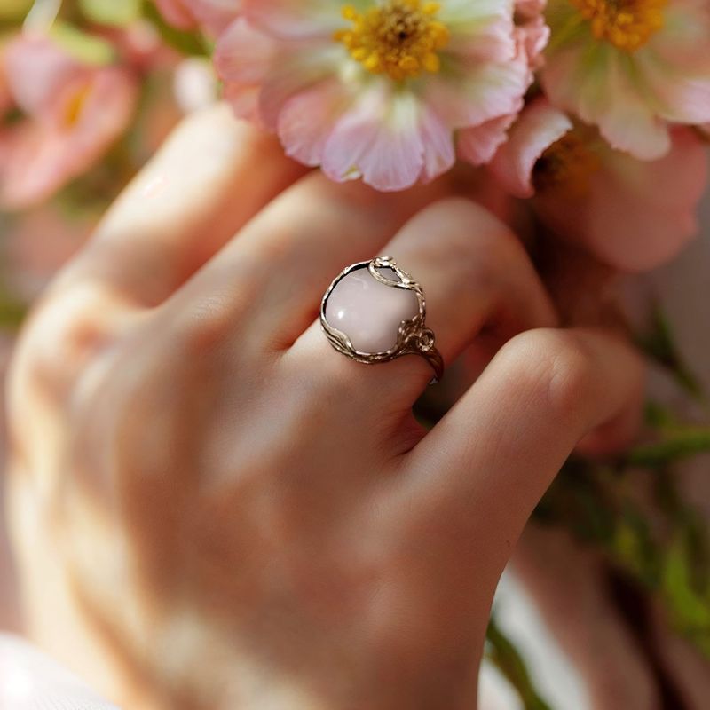 טבעת כסף פתוחה משובצת רוזקוורץ