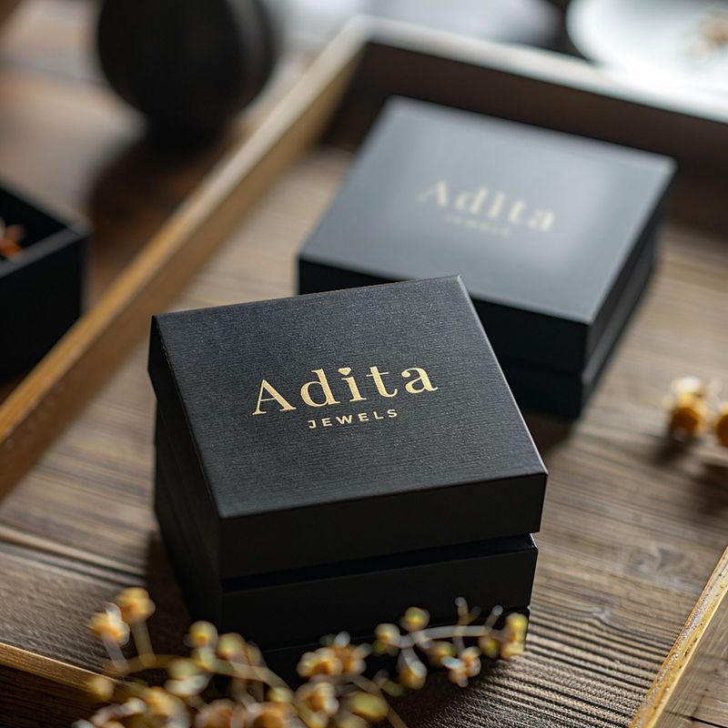 עגילי ציפוי זהב תלויים גארנט