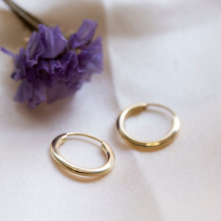 עגילי חישוק זהב 14 קראט קטנים 12 מ"מ