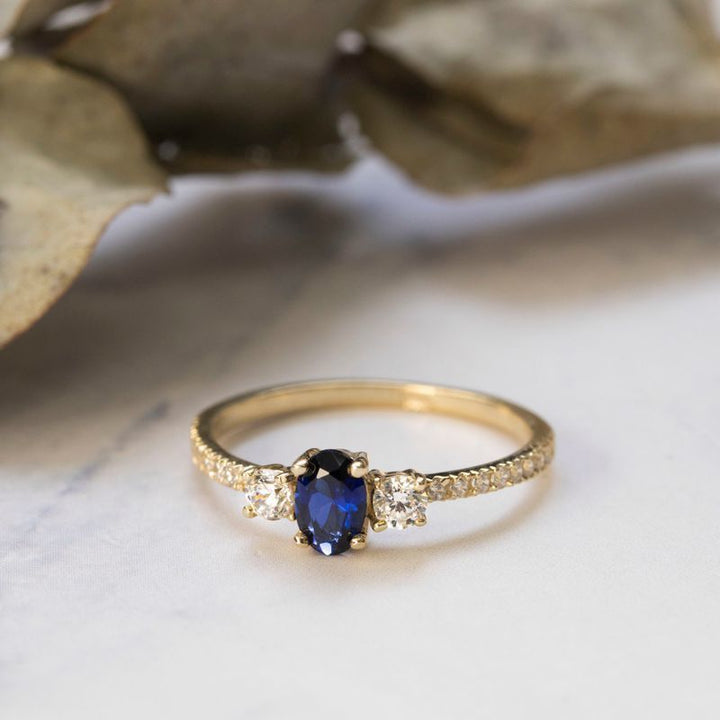 טבעת זהב 14K זרקון כחול