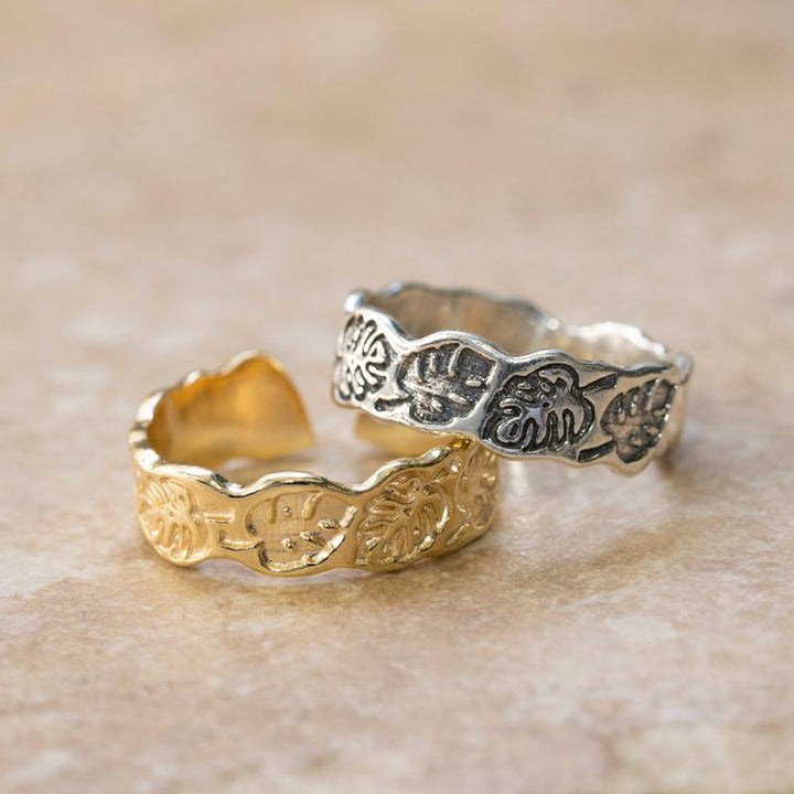 טבעת פתוחה ציפוי זהב בצורת עלה – רוחב בינוני