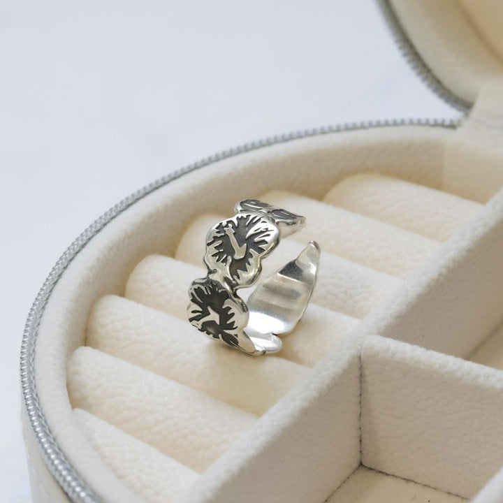 טבעת כסף פתוחה בצורת עלה