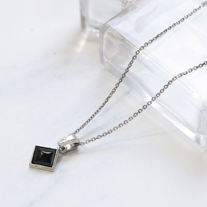 תליון ריבוע כסף 925 – אוניקס