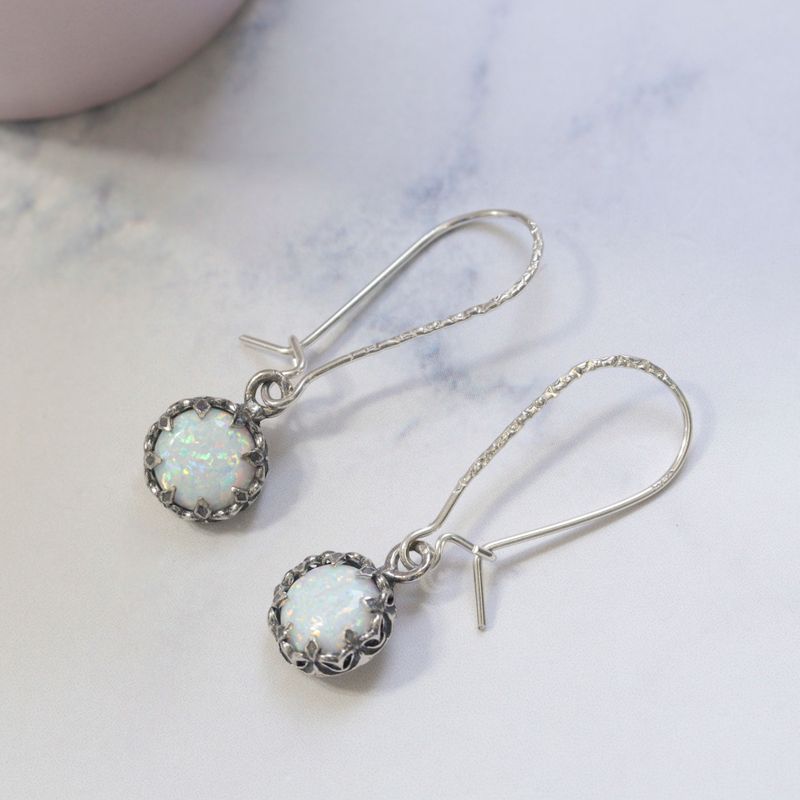 עגילי כתר תלויים כסף 925 אופל לבן