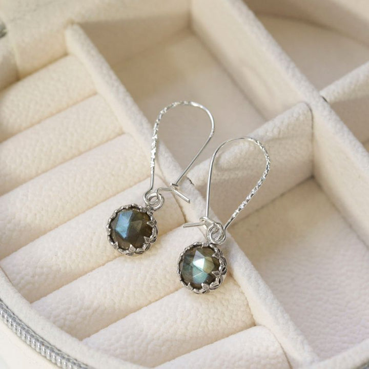 עגילי כתר תלויים כסף 925 לברדורייט