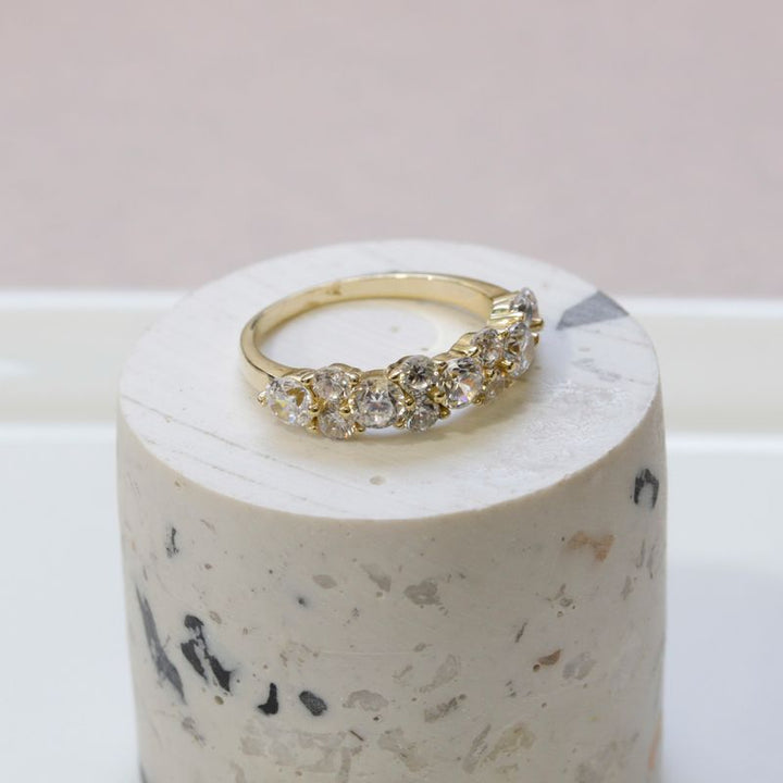 טבעת אנגריה זהב 14K מיקס זירקון