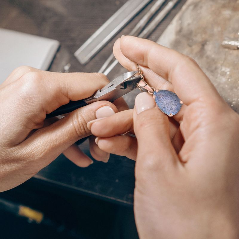 תליון טיפה בציפוי זהב אדום לברדורייט