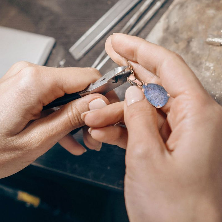 תליון טיפה בציפוי זהב אדום לברדורייט