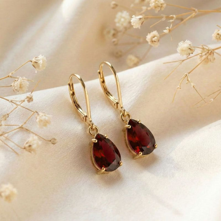 עגילי ציפוי זהב לברבק טיפה גרנט מלאכותי