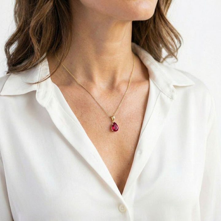 תליון טיפה קלאסי ציפוי זהב רובי מלאכותי