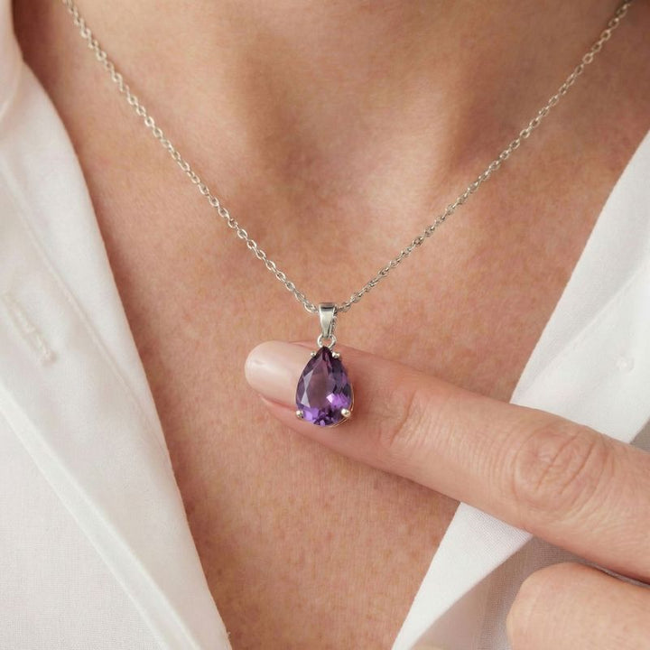 תליון טיפה זהב לבן 14 קראט אמטיס