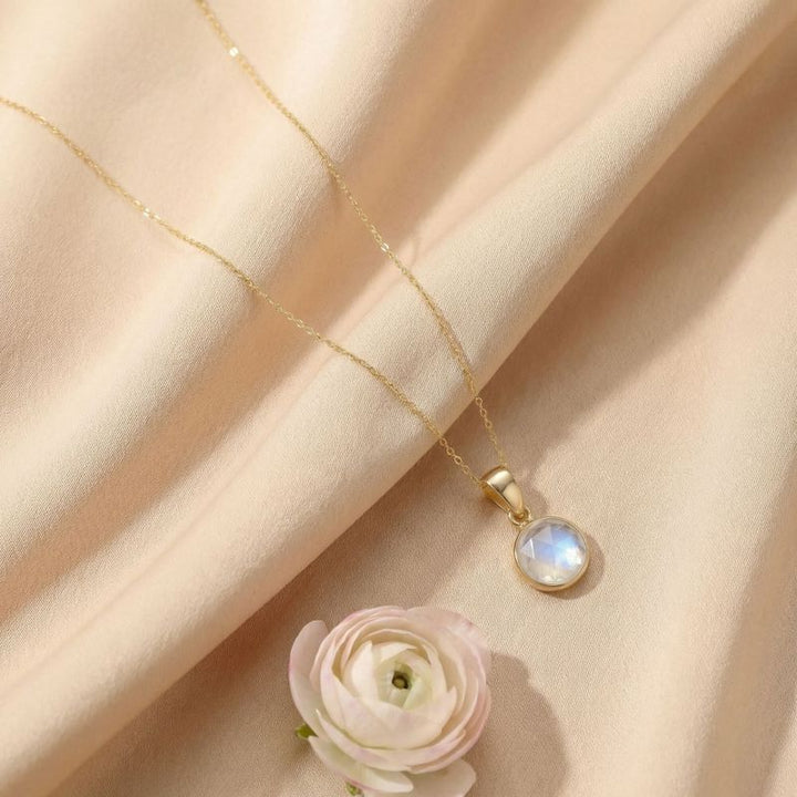 תליון עגול זהב 14 קראט מונסטון