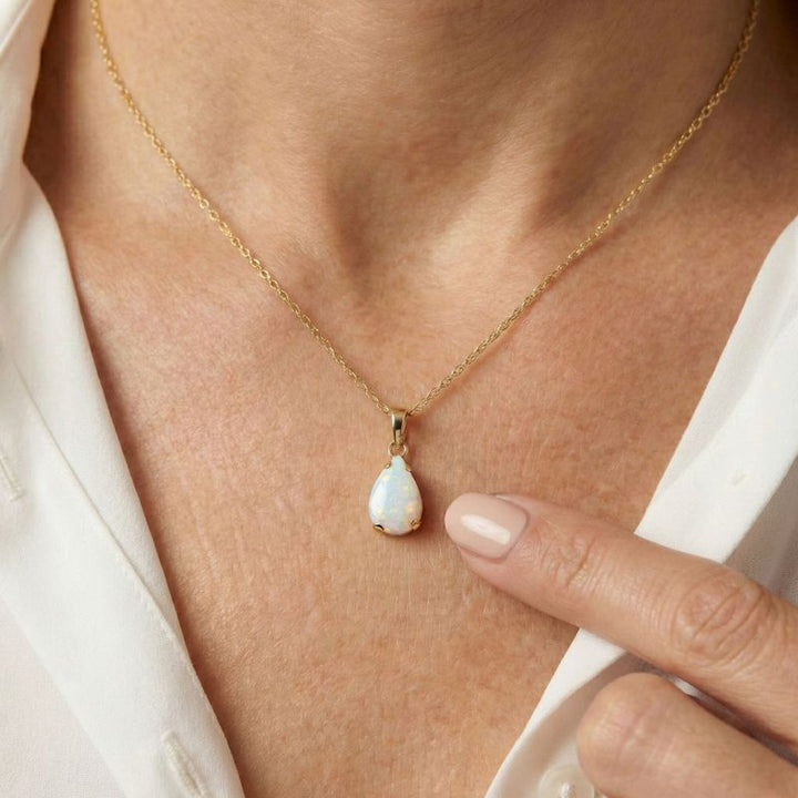 תליון טיפה זהב 14 קראט אופל לבן