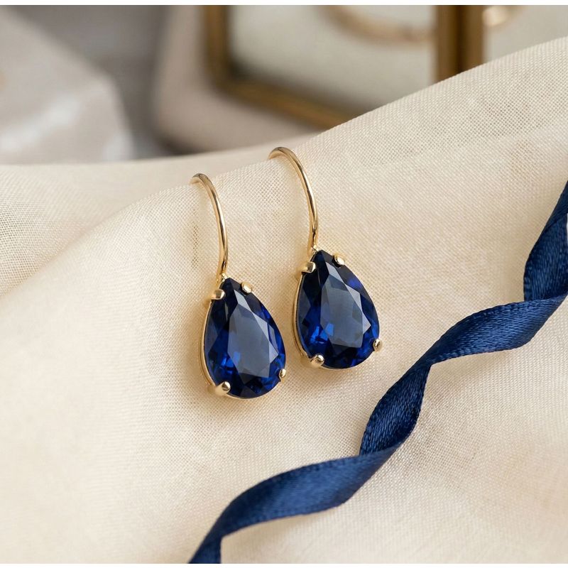 עגילי טיפה תלויים זהב 14 קראט ספיר מלאכותי