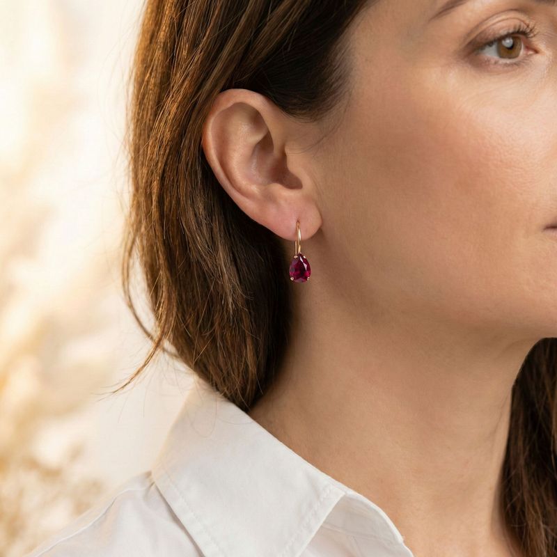 עגילי טיפה תלויים זהב 14 קראט רובי מלאכותי