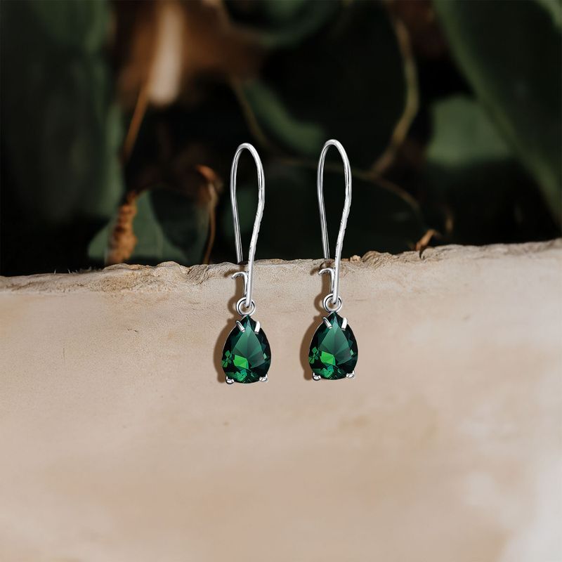 עגילי כסף תלויים – אמרלד ירוק