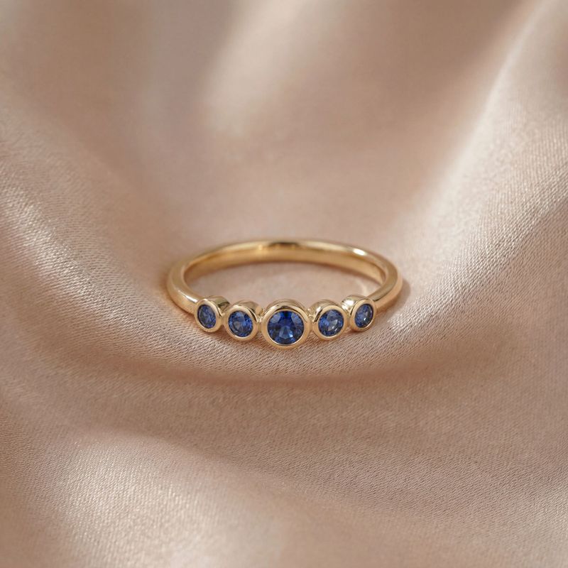 טבעת זהב 14 קראט "אמיליה" – ספיר