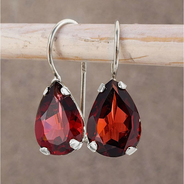 עגילי כסף תלויים – גרנט אדום