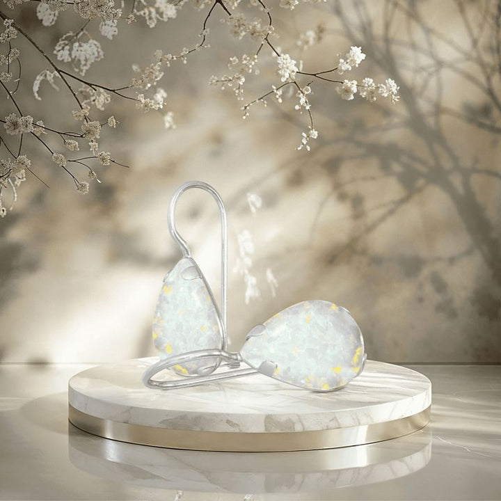 עגילי כסף תלויים – אופל לבן