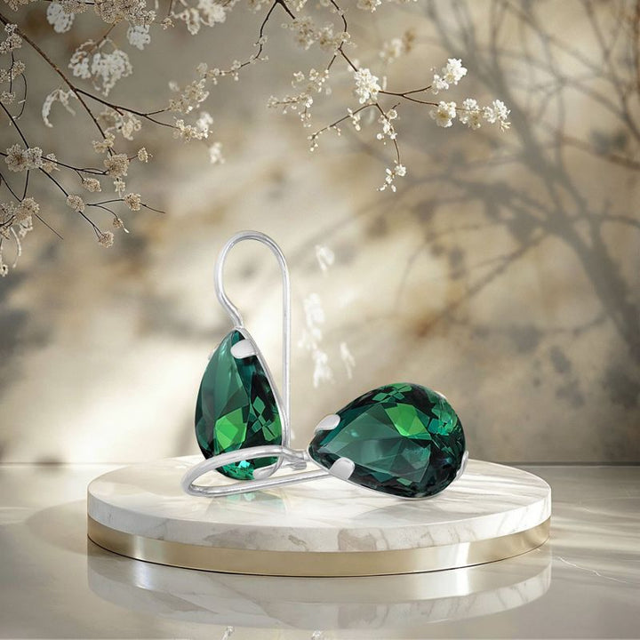 עגילי כסף תלויים – אמרלד ירוק